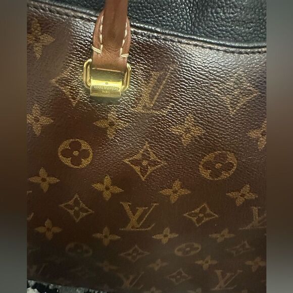 Louis Vuitton Pallas MM monogram (Feel free to make an offer) - Picture 7 of 17